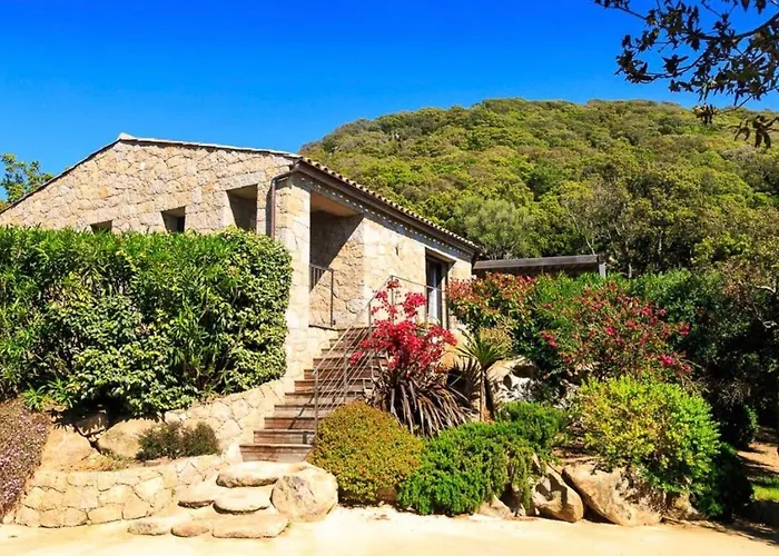 Villa En Pierre Avec Piscine Chauffee, A Proximite Des Belles Plages Du Sud De La Corse !