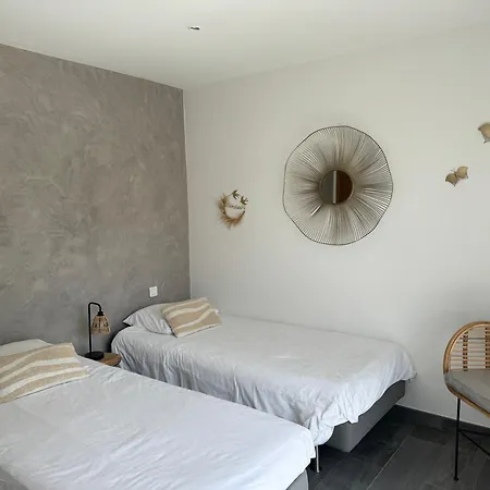 Villa En Pierre Avec Piscine Chauffee, A Proximite Des Belles Plages Du Sud De La Corse ! Figari (Corsica)